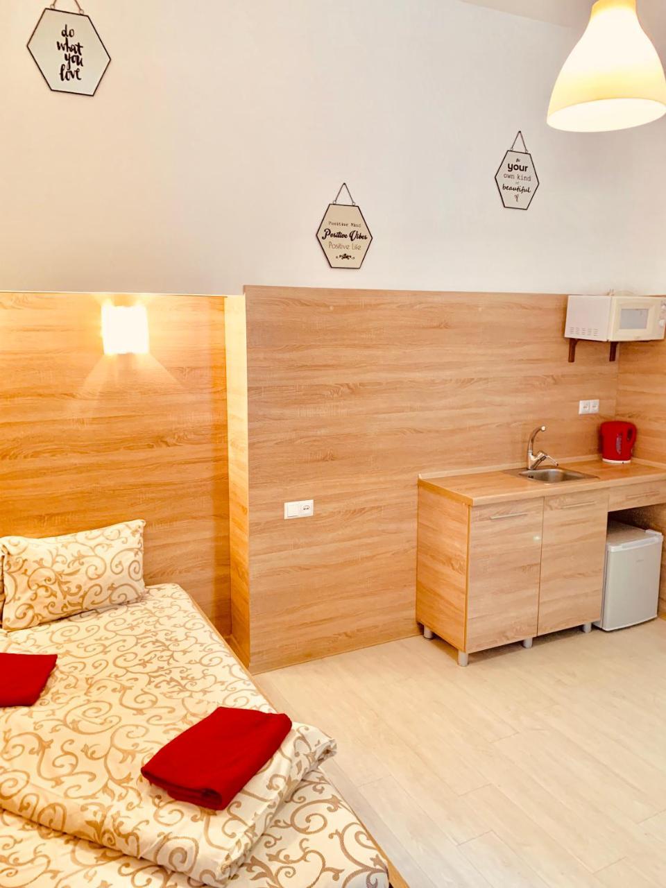 Mini Smart Apartments In The Central Part Of Liov Exterior foto