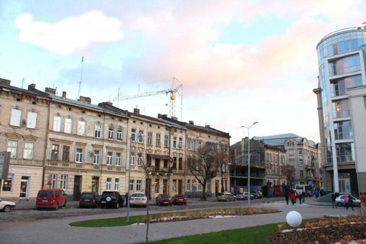 Mini Smart Apartments In The Central Part Of Liov Exterior foto